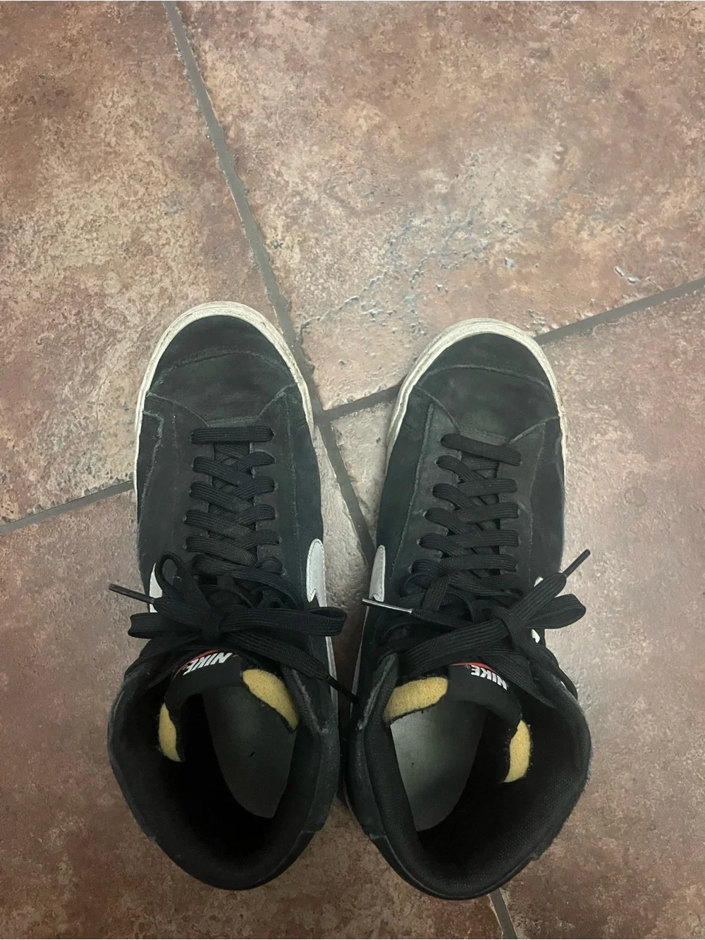 Nike stylish black